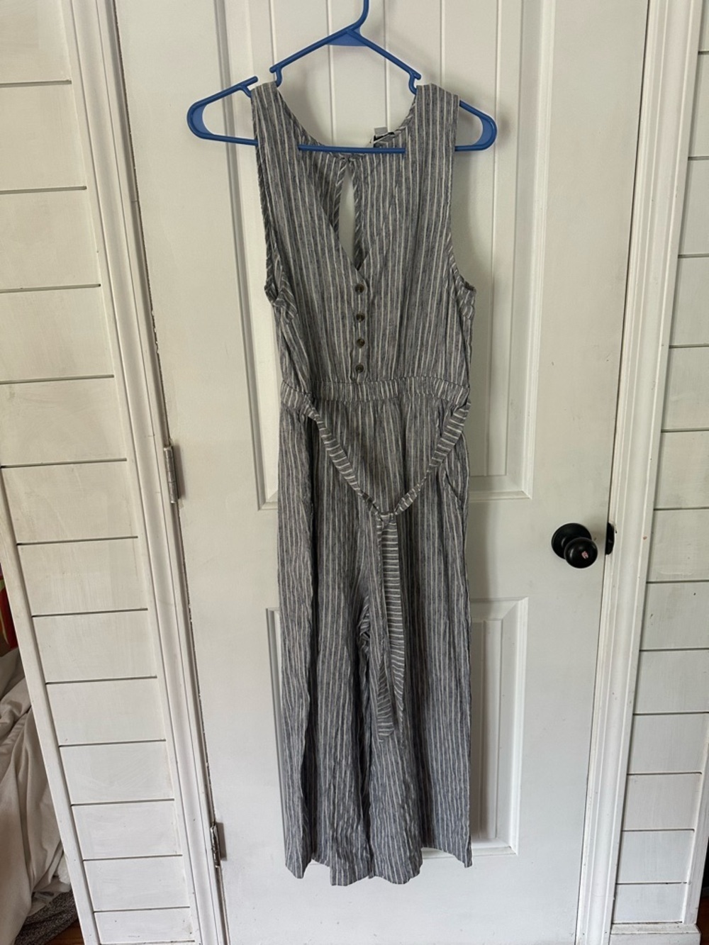 American Eagle Outfitters Gray and White Striped Sleeveless jumpsuit cropped